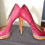 Brian Atwood  Pink Snakeskin Platform Pumps Heels - Size 6 Photo 2