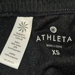 Athleta NWT  Womens Black Floral Polynesia Petal Shorts‎ XS Photo 2