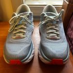 Hoka  Bondi 8  Photo 1