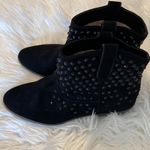 MICHAEL KORS Shoes size 7 BNWOT color black leather well made booties. Photo 14