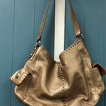 The Sak ‎ golden gold shoulder bag purse w/ side pockets 14” x 10” Photo 0