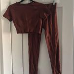 Amazon Brown workout set  Photo 0