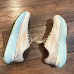 Brooks  Women's Athletic Glycerin 21 Shoes in Cream and Orange Size 10 Photo 1