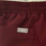 FIGS  Yola Skinny Scrub Pant Straight Leg Burgundy 11 Pocket Size XS Photo 11