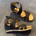 Adrienne Vittadini Adrienne Vittadini Timmy Black Strappy Sandals Size 6.5 Photo 2