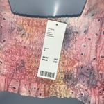 Urban Outfitters  Photo 4