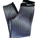 Nike  Womens Pro Cool Stairstep Capri Pants Photo 0