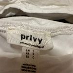 Privy White Set Photo 2