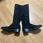 Elegant Black over the Knee Photo 3