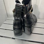 Louise et Cie  ZALIA Black Leather Zip Ankle Boots Size 6.5 NWOT Photo 5