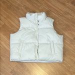 Old Navy White Puffer Vest super soft. Large. Only worn one time. Photo 0