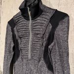Lululemon Run Your Heart Out 1/4 Zip Pullover Size 2 Photo 2