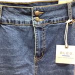 Bleu Denim Size 22W Women's Denim Shorts. New With Tags. Blue Photo 3