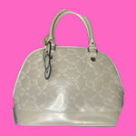 Lounge Fly  Hello Kitty Pearl white Domem stachel purse Photo 1