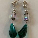Swarovski crystal drop earrings, NEW Green Photo 0