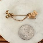 Vintage 1983 Avon Gold Reindeer and Sleigh Brooch Photo 3