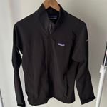 Patagonia  Women's Black Full Zip Jacket Size Small Photo 4