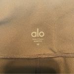 Alo Yoga 7.5” High-Waist Bike Short Size Medium Photo 2