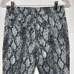 EXPRESS  NWT Gray Black Snakeskin Print Stretch High Rise Ankle Legging Pants Photo 3