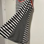 Green Envelope Women’s Sz: M Black & White Striped Tank Top Red contrasting trim Size M Photo 9