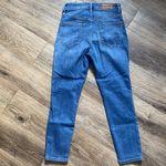 Madewell  Medium Wash Curvy High Rise Skinny Crop Jeans Size 26P Photo 2