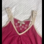 Decree  Pink Sleeveless with Crochet Trim  TANK TOP  SIZE MEDIUM (wt35) Photo 1