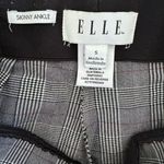 Elle Ankle Pants Photo 4
