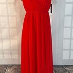 Lulus Lulu’s nwt Lost in the Moment Red Maxi Dress size small Photo 3