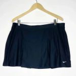 Nike  Black Tennis Skirt Skort Size Large Photo 0