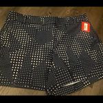 Spanx sunshine 4” shorts in size large Photo 1