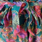 Victoria's Secret Gold Label Victoria Secret kimono robe, green floral, 100% silk, tie sash: S Photo 3
