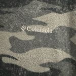Columbia  black/gray camouflage 1/4 zip size large Photo 1