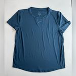 Nike  One Classic Women's Dri-fit Short Sleeve Tee Dark Navy Size XS Photo 4