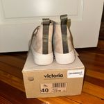 Victoria beige sneakers women’s size 10 Photo 2
