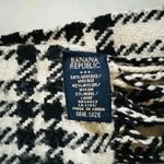 Banana Republic  Women's Houndstooth Scarf,Black & White with fringe Photo 1