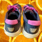 Brooks  Ariel Women's Running Shoes Size 10 Navy Pink Cushion Support Photo 4
