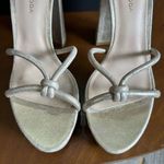 Pelle Moda Gillian ankle strap platinum gold‎ chunky heel sandal size 8.5 NEW Gold Photo 4