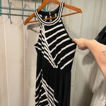 BCBGMAXAZRIA Cute black white geometric jersey knit stretchy flowy maxi high neck dress BCBG Photo 4