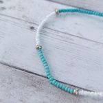 Green/Teal Tones Stretch Bracelet Photo 1