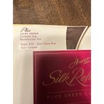Hanes  Silk Reflections Gentle Brown‎ Plus Size Three Pantyhose Control Top 3X Photo 1
