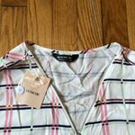 Bloomchic  NWT White Pink Square Pattern Zip Front Blouse 3/4 Sleeve Size 18-20 Photo 1