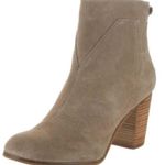 Toms Lunata Suede Ankle Booties size 8 Photo 2