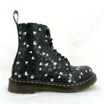 Dr. Martens Pascal Wild Hearts Printed Black Valentine Lover Boots 1460 Size 7 Photo 4