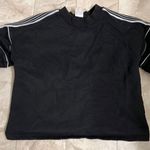 No Boundaries Crewneck Photo 0