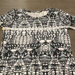 Lululemon  Lively Crewneck Short Sleeve Tee Shirt Vitasea White Black‎ Glacier Photo 8