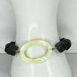 Chunky Black Beaded Green Open Oval Shell Bracelet Photo 0