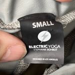 Electric yoga  Oprah Legging In Grey‎ Line Detailing Size Small Pilates Workout Photo 4
