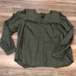 Lee Camo Green Boho Style Women’s Blouse Size XL, pit to put is 24, length is 24 Photo 4