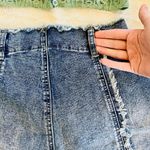 Boutique Ombré Denim Shorts Photo 4