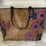 Coach  City Tote In Signature Canvas With Kaffe Fassett Print Photo 7